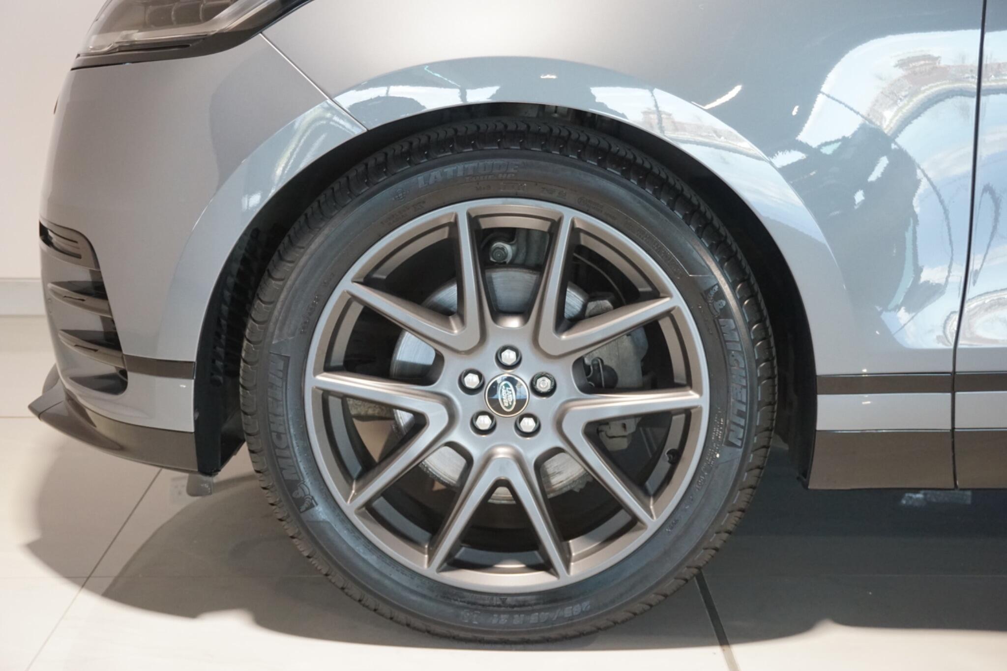 Land Rover Range Rover Velar 2.0 P250 Dynamic HSE SUV 5dr Petrol Auto 4WD Euro 6 (s/s) (249 ps)